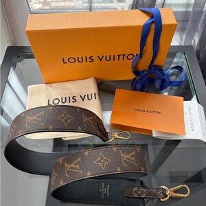 Louis Vuitton monogram Bandouliere